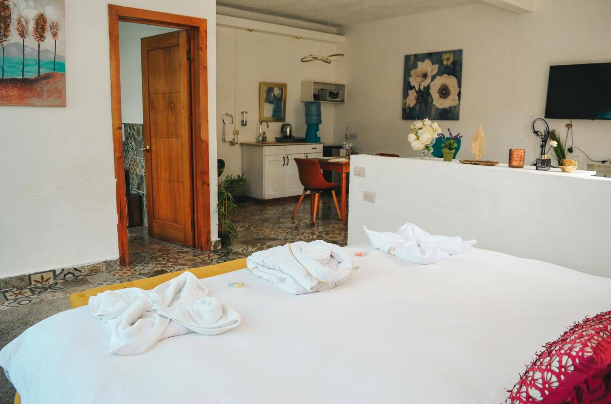 Villa Tiberias By Luxury Atitlan San Pedro La Laguna Esterno foto